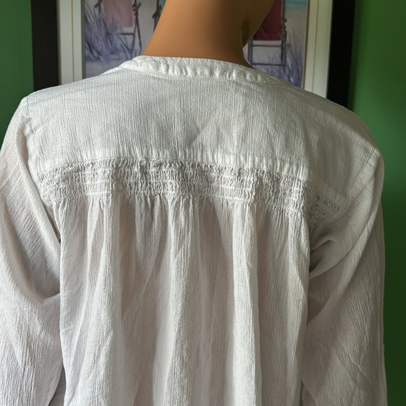 🤍🤍Ann Taylor Loft Button Down Top🤍🤍 - Picture 5 of 10
